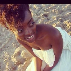 Meet your Posher, Leah